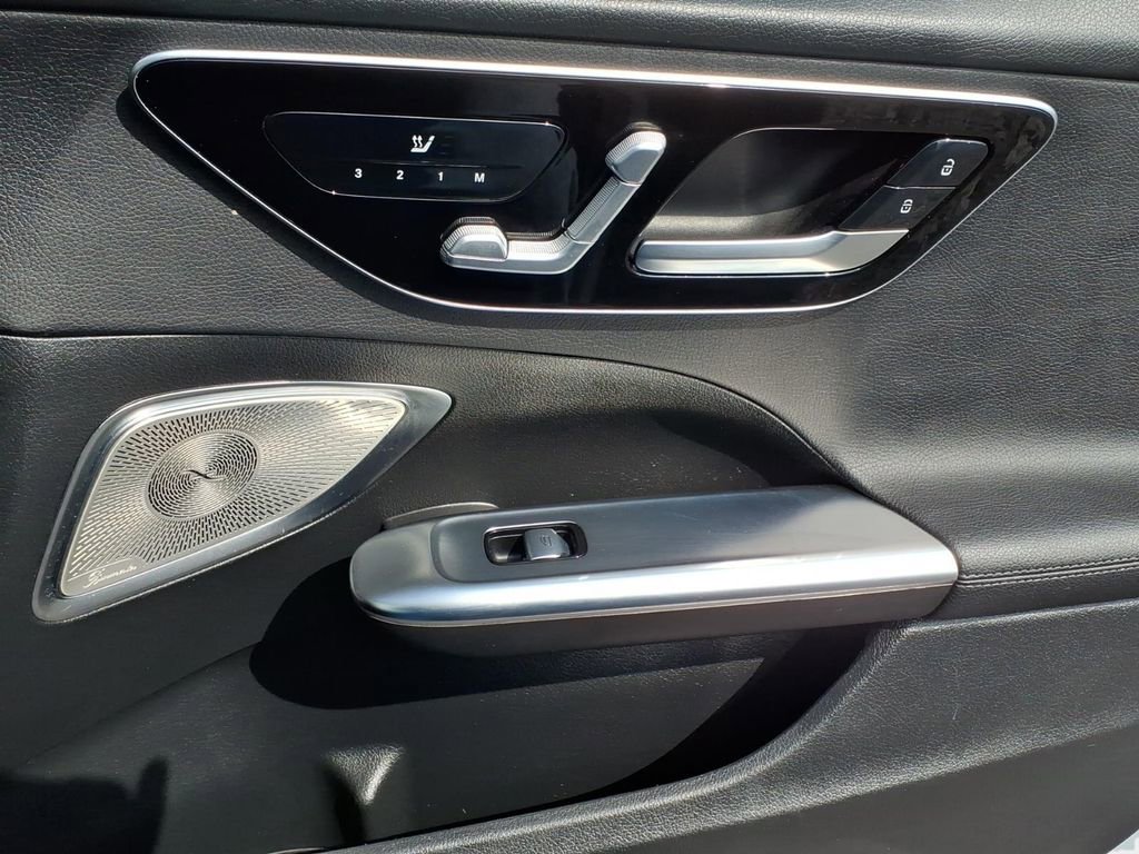 Used 2022 Mercedes-Benz C 300 C 300 image 29