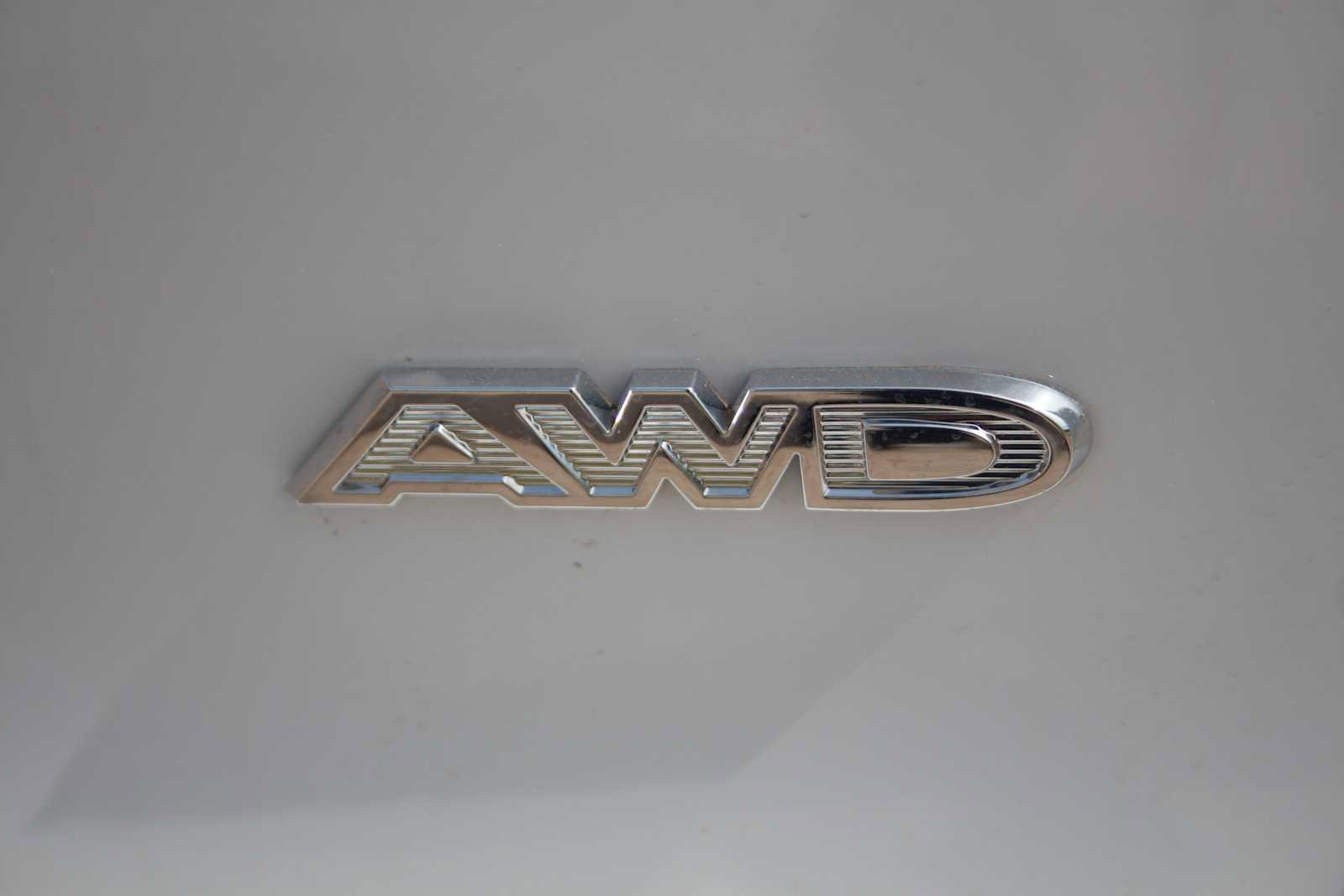 New 2025 Chrysler Pacifica Select AWD/4WD image 12
