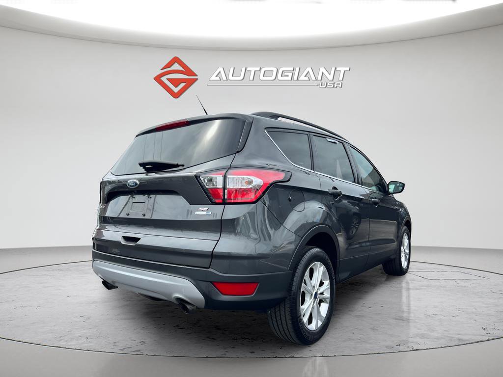 Used 2018 Ford Escape SE image 7