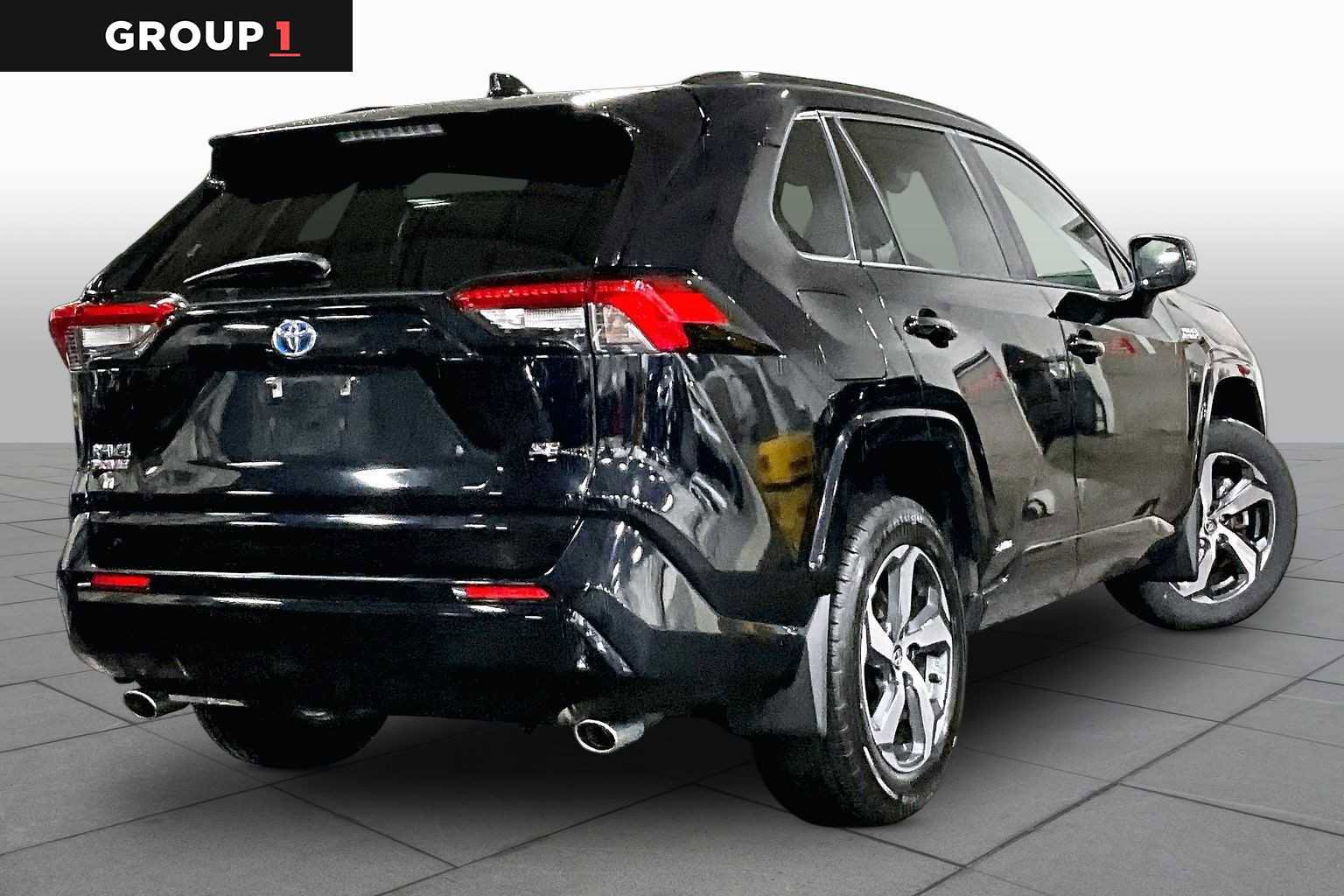 Used 2021 Toyota RAV4 SE AWD/4WD image 13