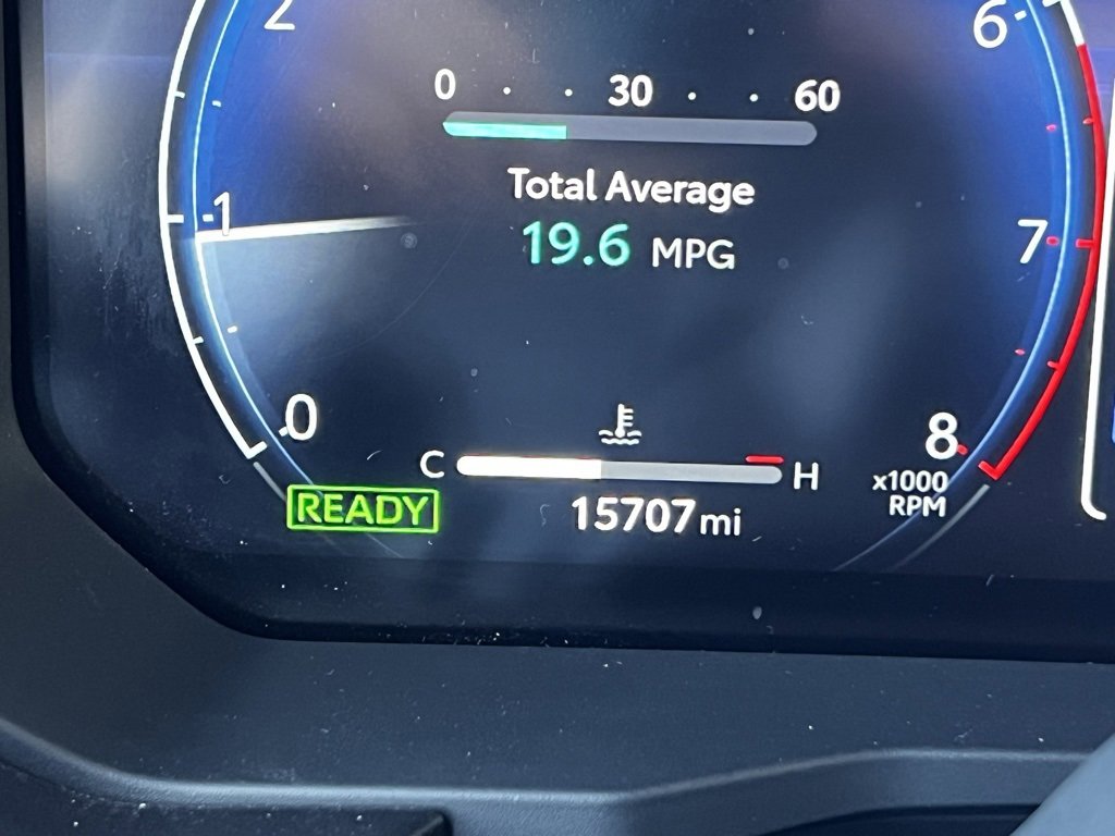 Certified 2024 Toyota Land Cruiser image 17