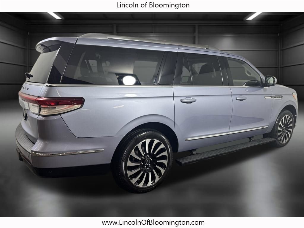 Certified 2022 Lincoln Navigator L Black Label AWD/4WD image 9