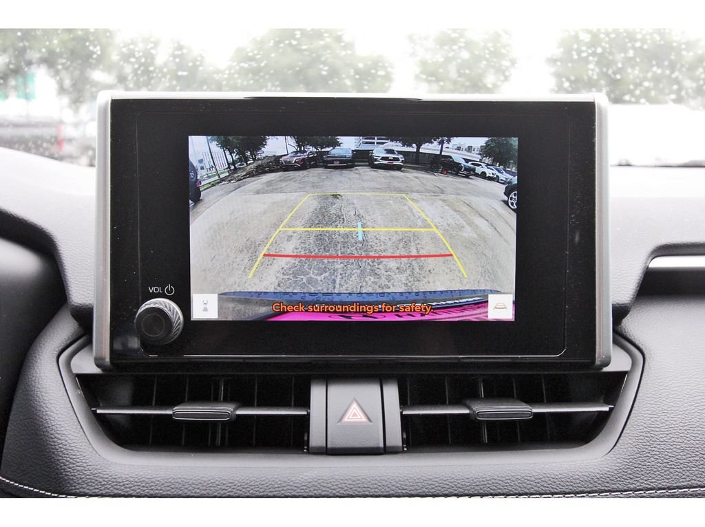 Used 2024 Toyota RAV4 XLE w/ Convenience Package FWD image 28