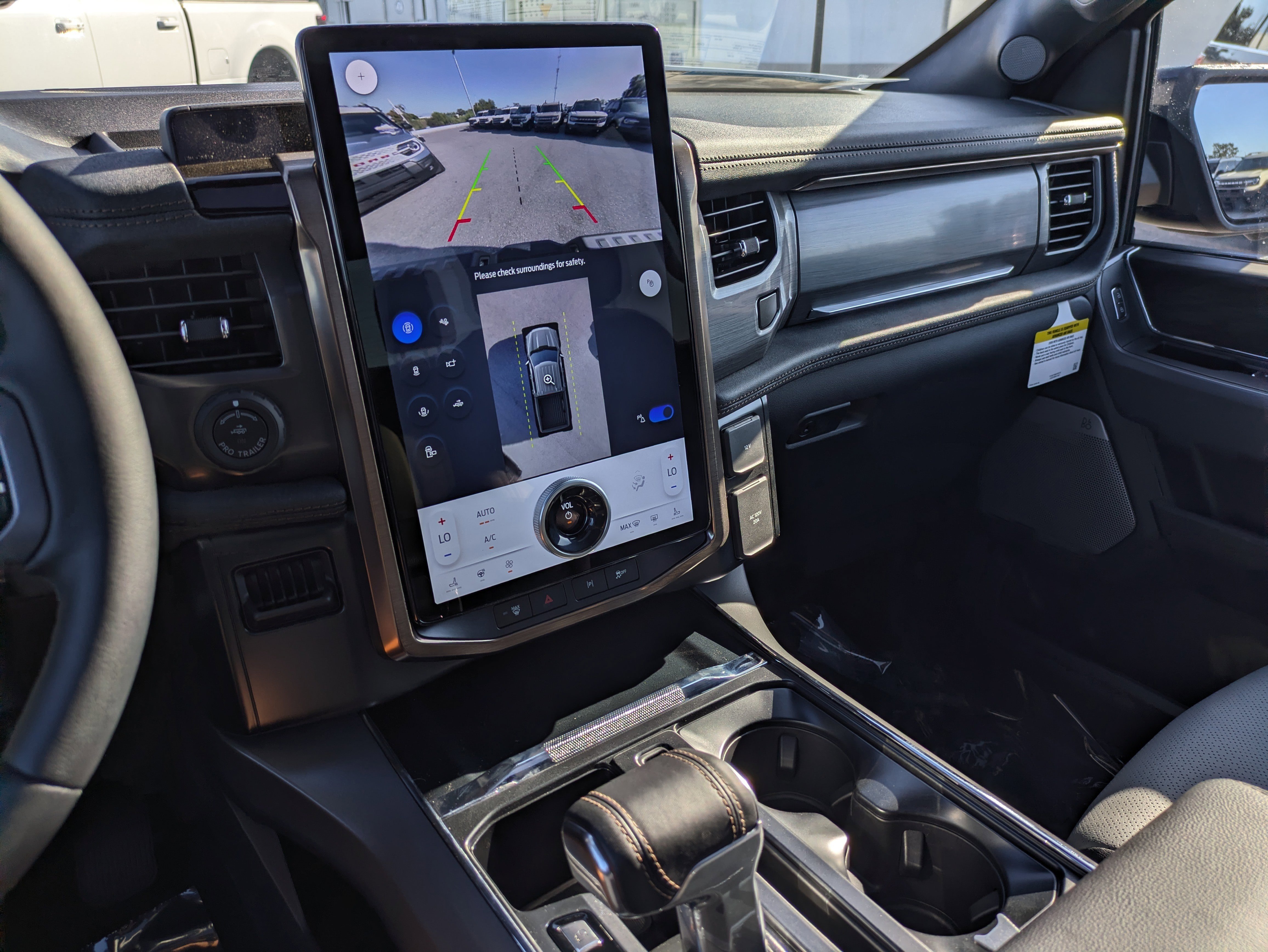 New 2025 Ford F150 Lightning Lariat image 29