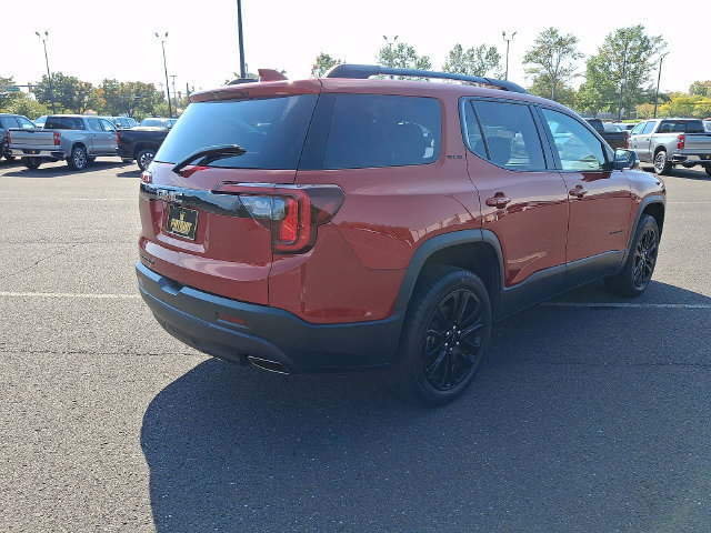 Used 2023 GMC Acadia SLE w/ Driver Convenience Package FWD image 8