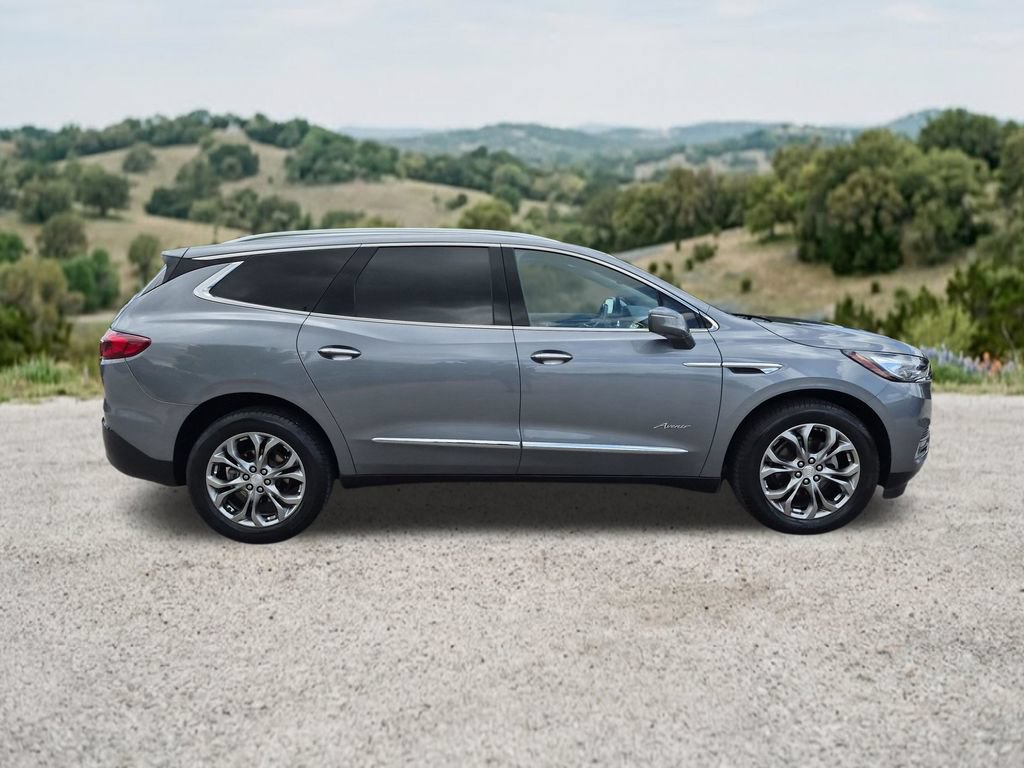 Used 2019 Buick Enclave Avenir w/ Avenir Technology Package FWD image 13
