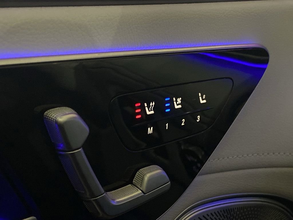 Used 2023 Mercedes-Benz EQS 580 4MATIC SUV image 10