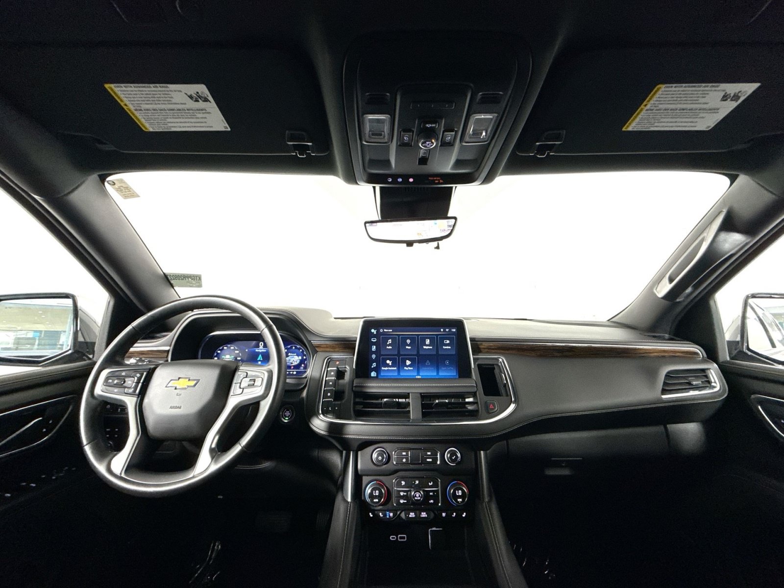 Used 2023 Chevrolet Tahoe Premier AWD/4WD image 22