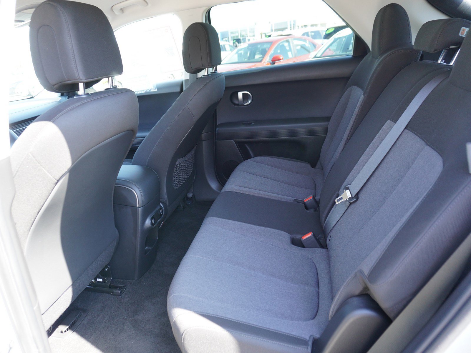 Used 2024 Hyundai Ioniq 5 SE image 13