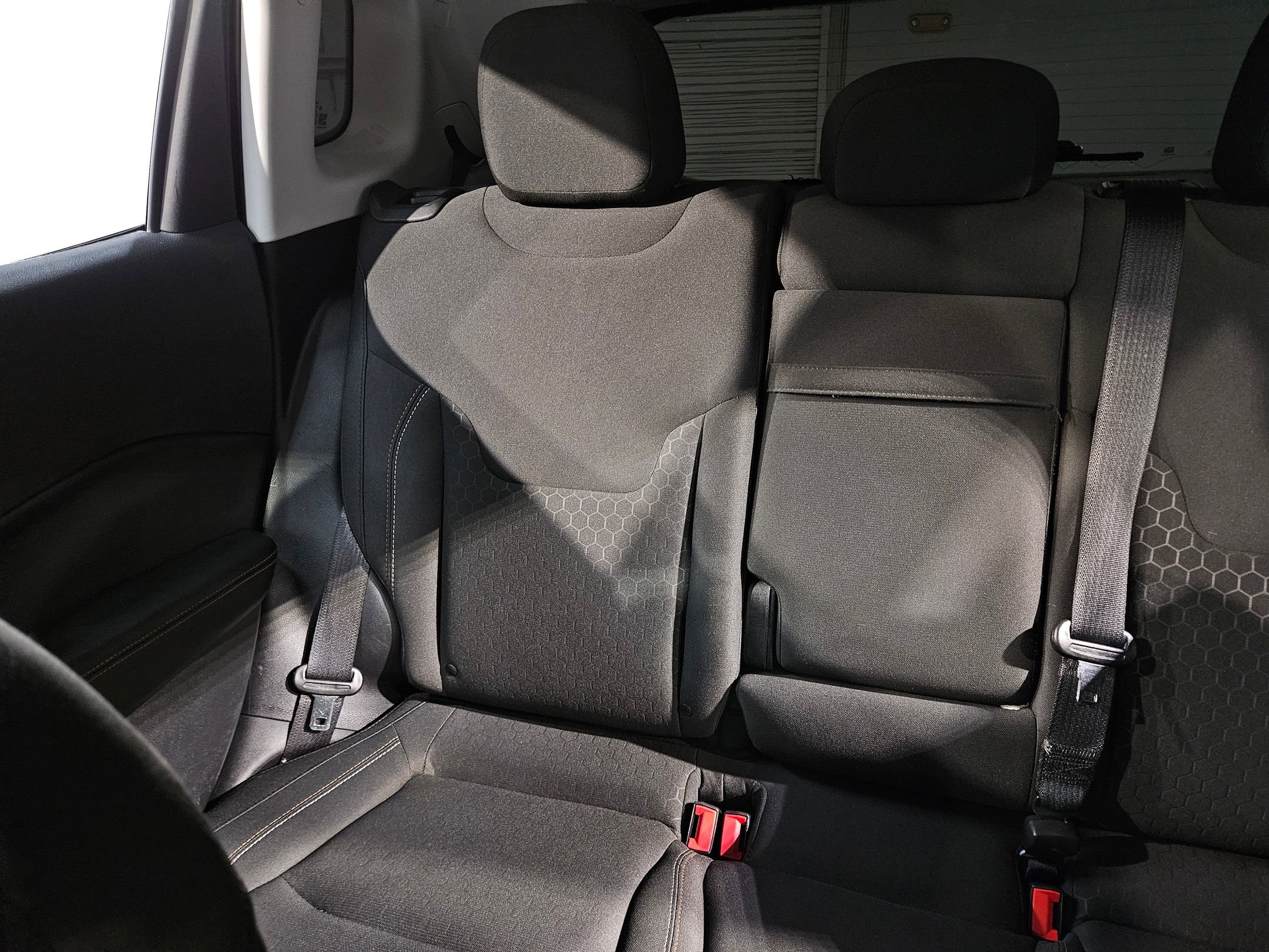 Used 2018 Jeep Compass Sport w/ Tech Group image 12