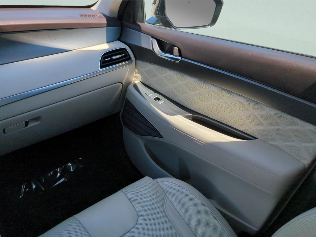 Used 2020 Hyundai Palisade Limited AWD/4WD image 16