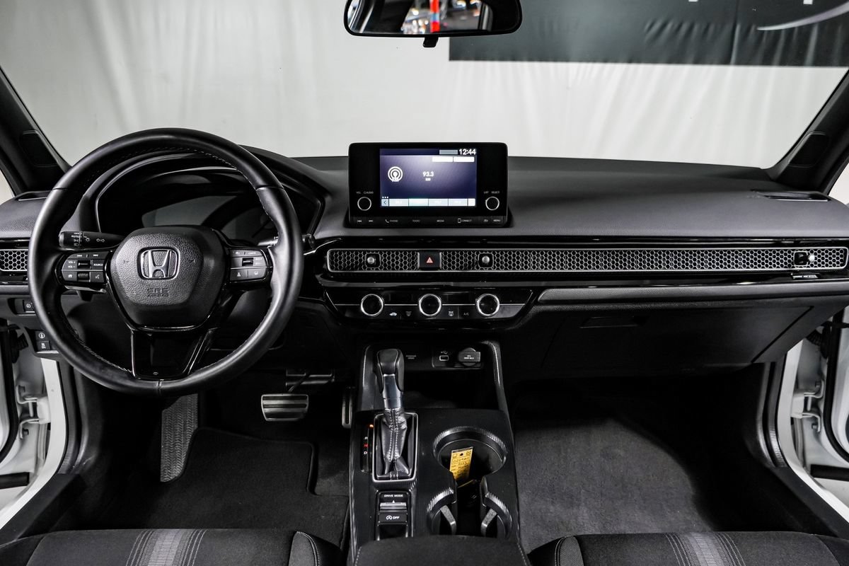 Used 2023 Honda Civic Sport image 14