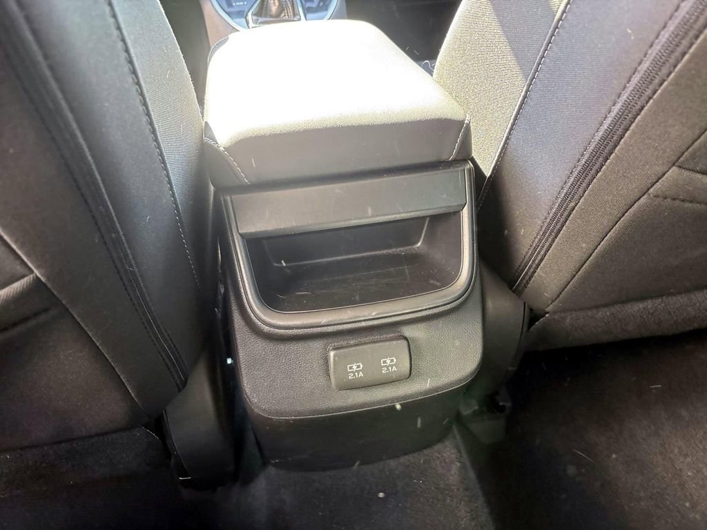 Used 2020 Subaru Legacy Premium image 31