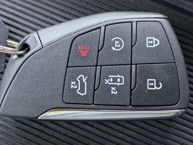 New 2026 GMC Hummer EV 2X w/ LPO, Sport Package image 35