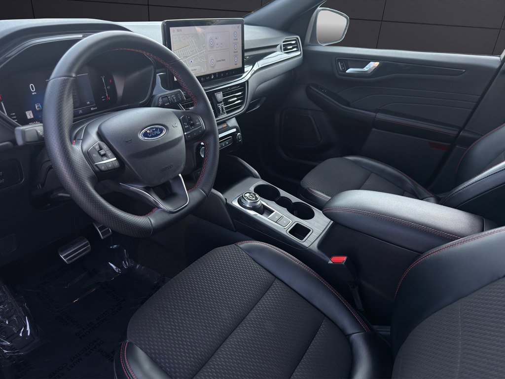 Used 2024 Ford Escape ST-Line w/ Tech Pack #1 FWD image 12