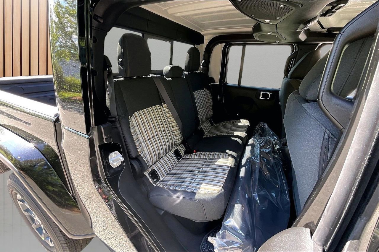 New 2026 Jeep Gladiator Sport AWD/4WD image 21