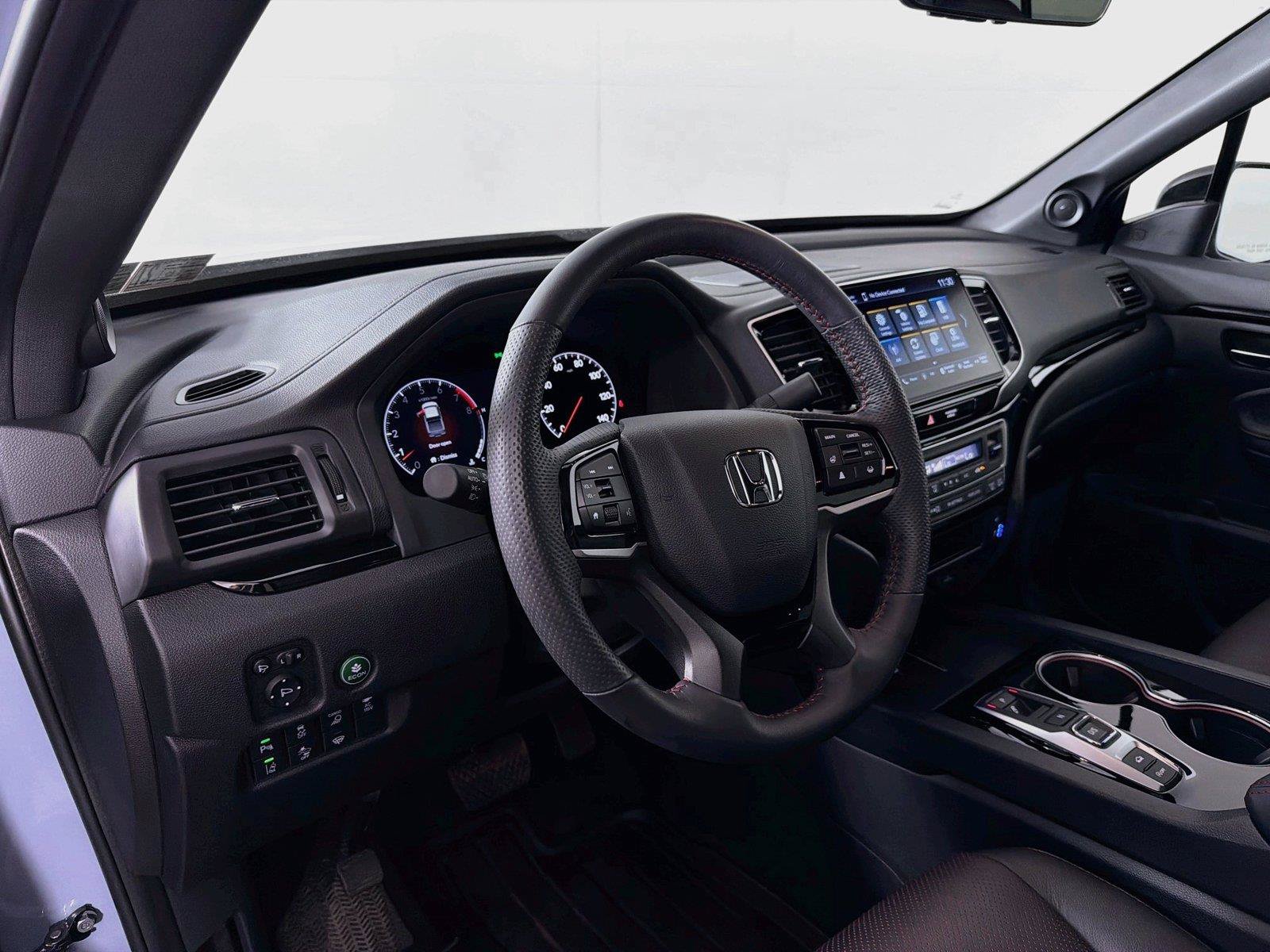 Used 2026 Honda Ridgeline Black Edition image 16