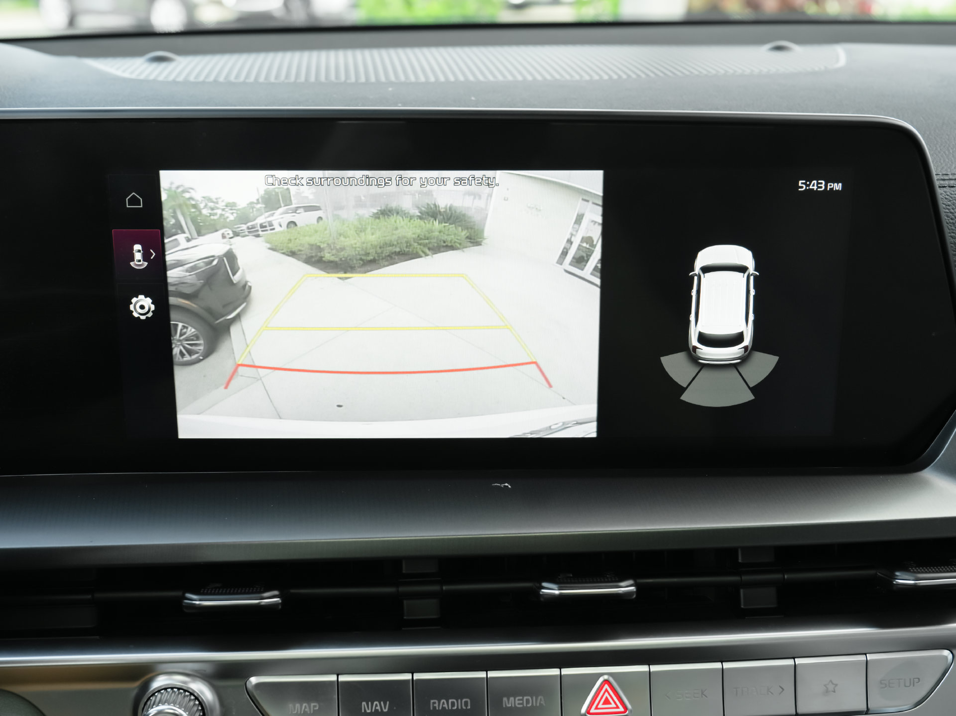 Used 2025 Kia Telluride S FWD image 12