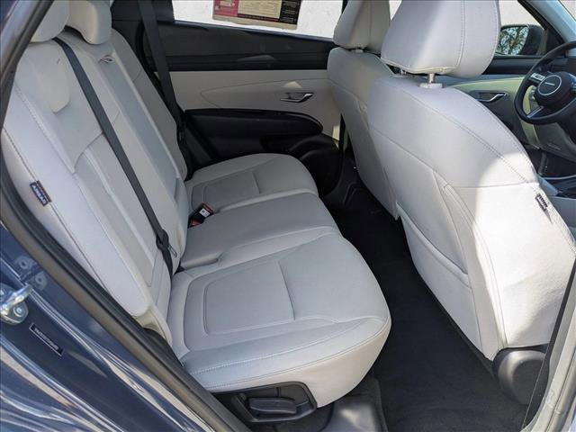 Used 2025 Hyundai Tucson SEL FWD image 17