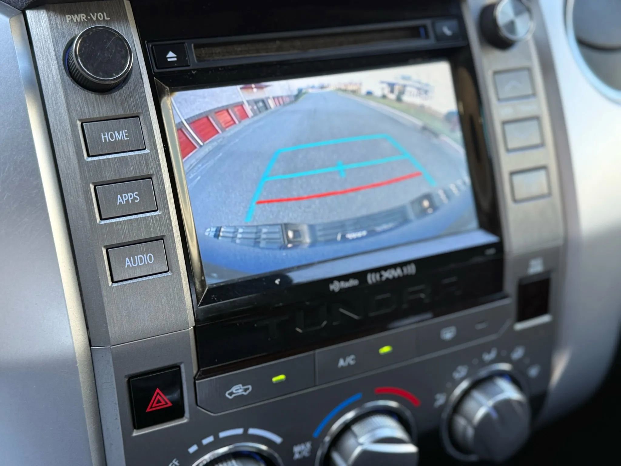 Used 2018 Toyota Tundra SR5 w/ SR5 Upgrade Package image 30