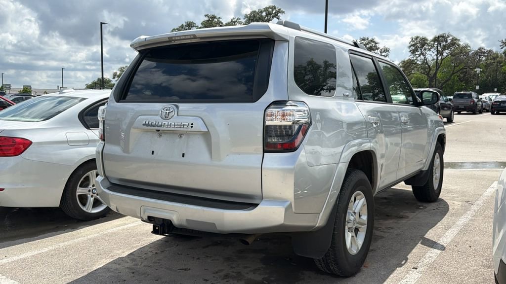 Used 2024 Toyota 4Runner SR5 RWD image 4