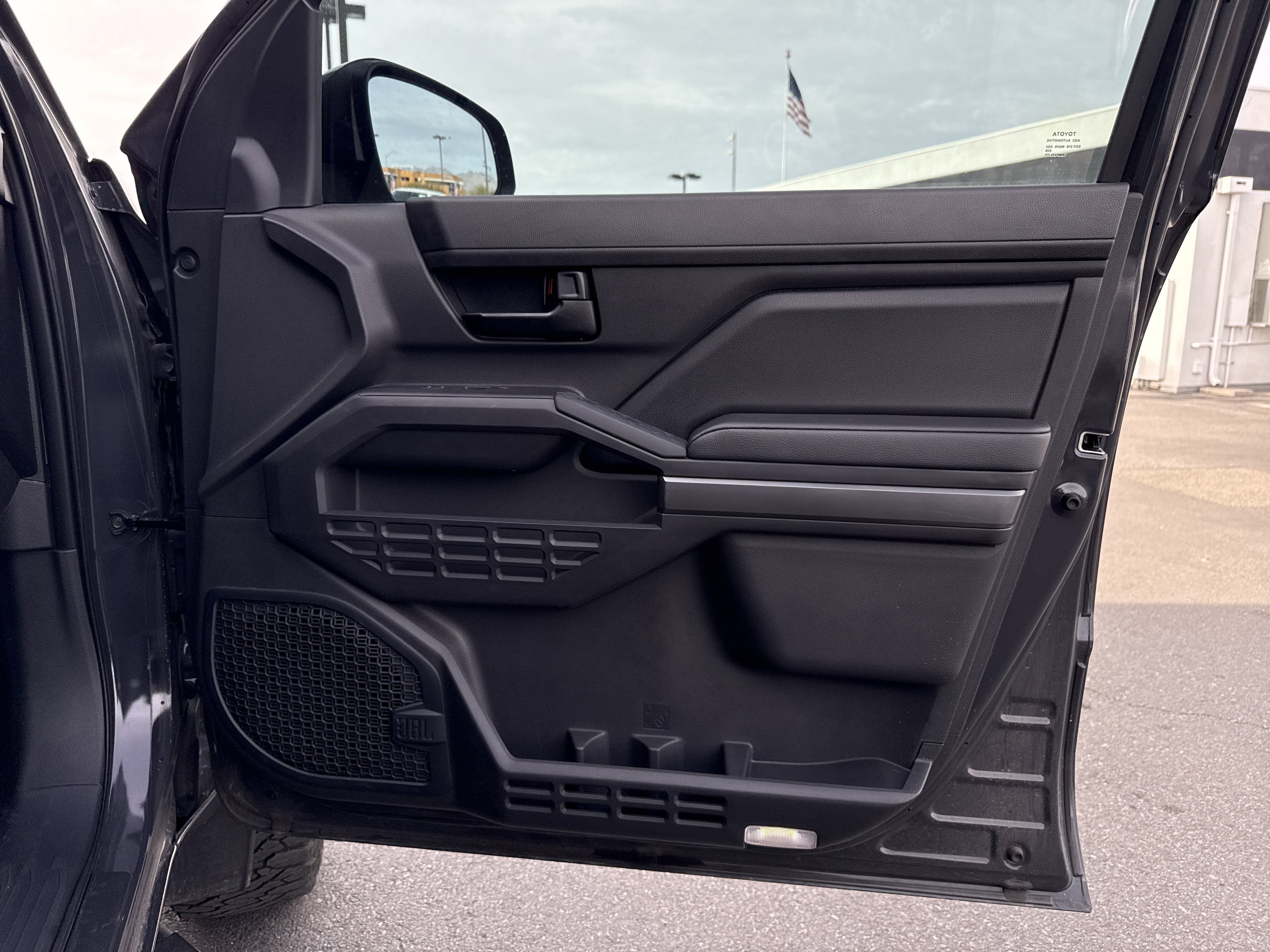 Used 2024 Toyota Tacoma SR5 image 33