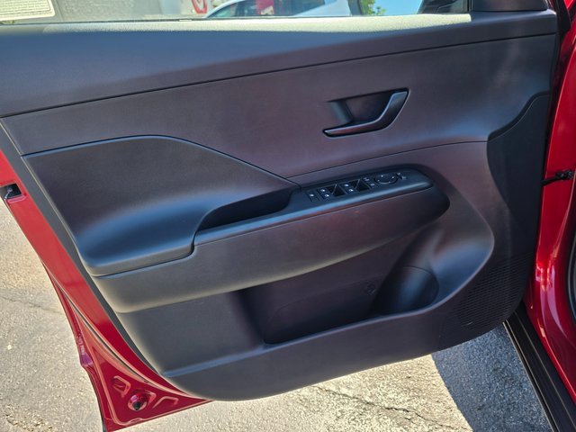 Certified 2024 Hyundai Kona SE image 19