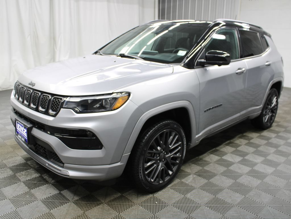 Used 2023 Jeep Compass High Altitude w/ Driver Assist Group I AWD/4WD image 7