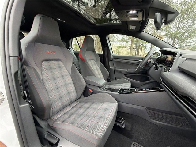 Used 2024 Volkswagen GTI SE image 27