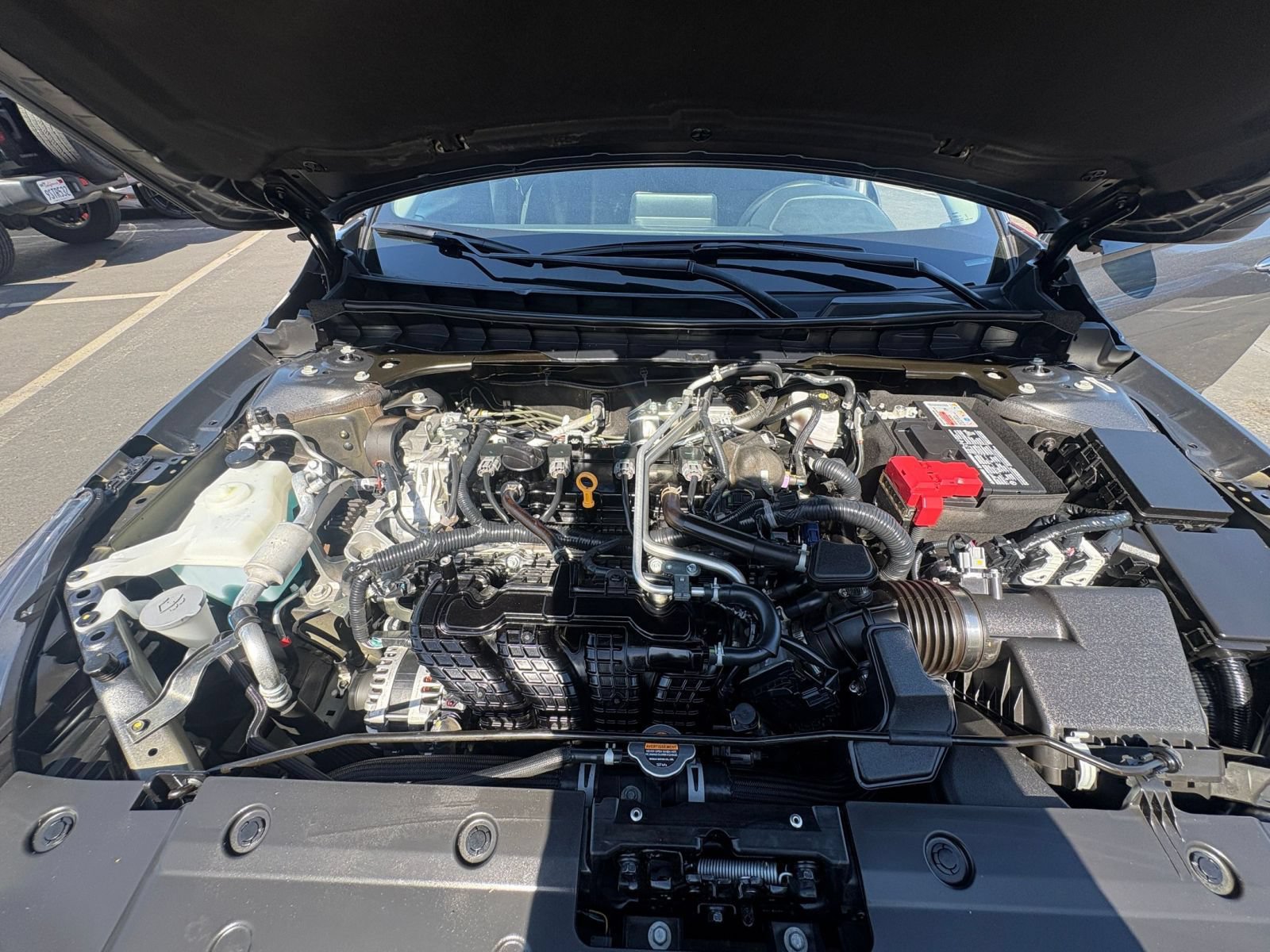 Used 2025 Nissan Altima 2.5 SV FWD image 33