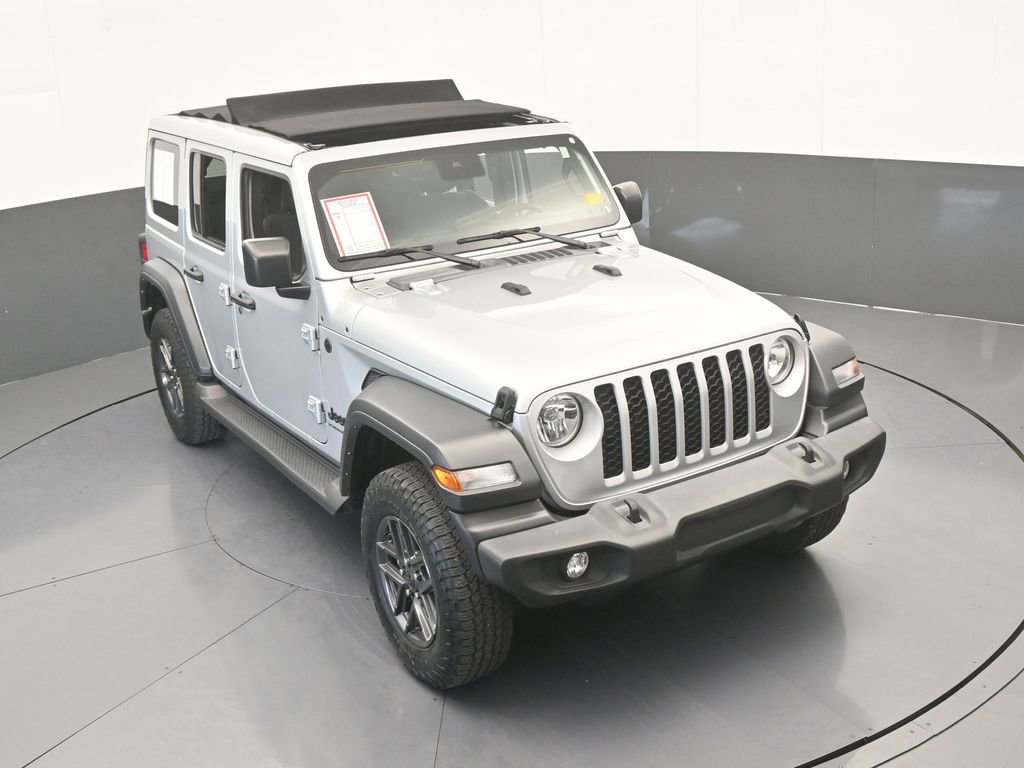 Used 2024 Jeep Wrangler Sport S AWD/4WD image 50
