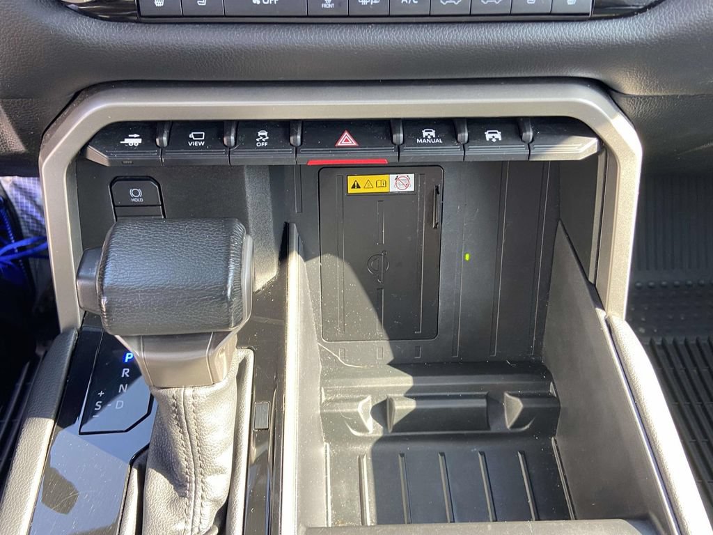 Used 2023 Toyota Tundra Limited AWD/4WD image 26