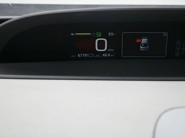Used 2017 Toyota Prius Two image 11