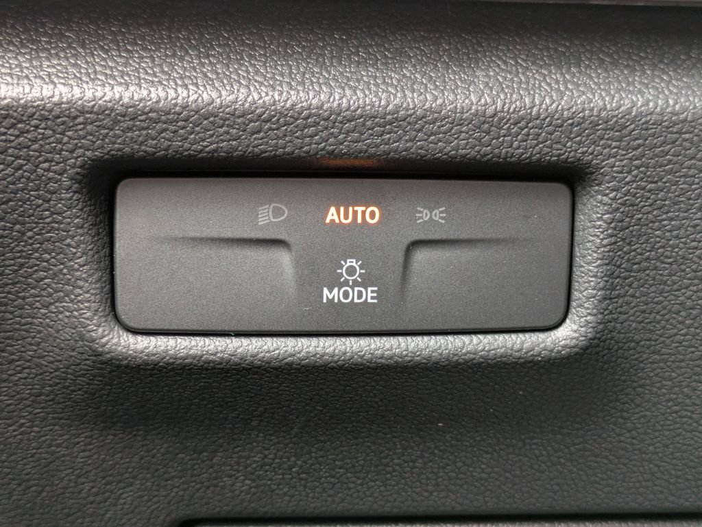 Certified 2026 Volkswagen Tiguan S FWD image 35
