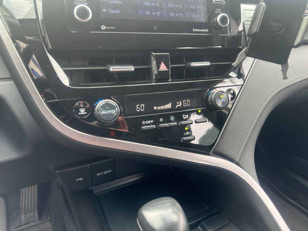 Used 2024 Toyota Camry SE FWD image 28