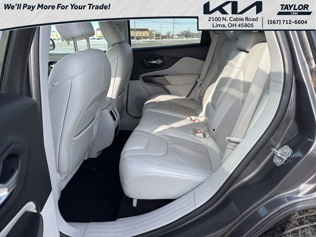 Used 2019 Jeep Cherokee Limited w/ Technology Group image 10