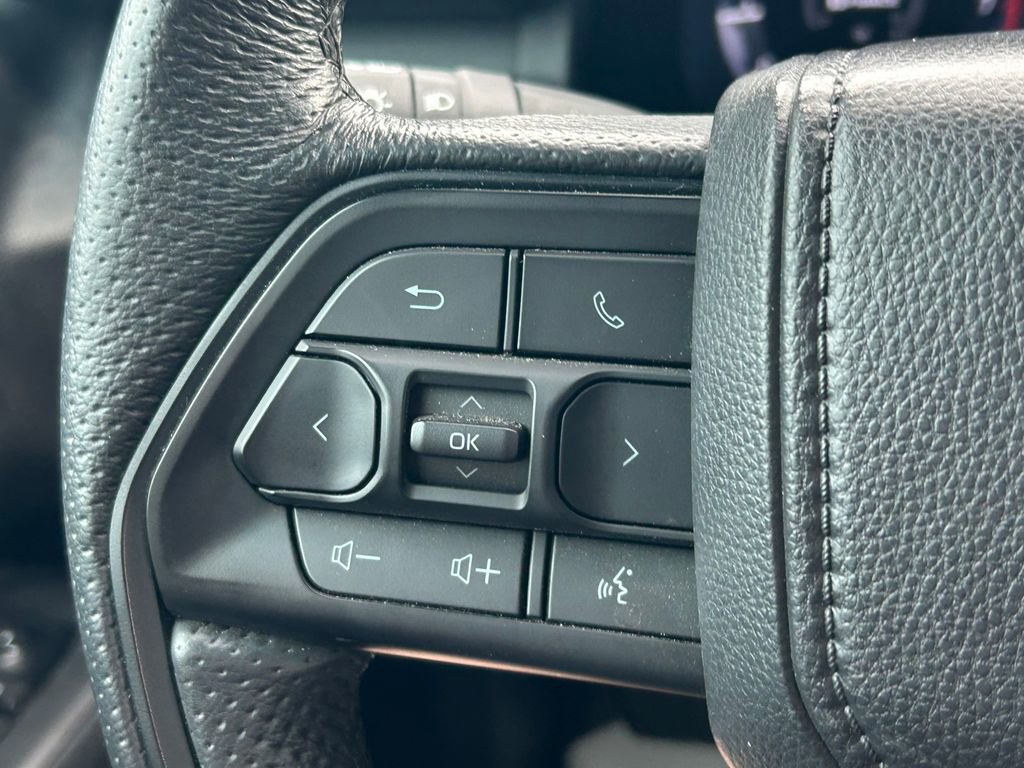Used 2024 Toyota Tacoma TRD Pro AWD/4WD image 43