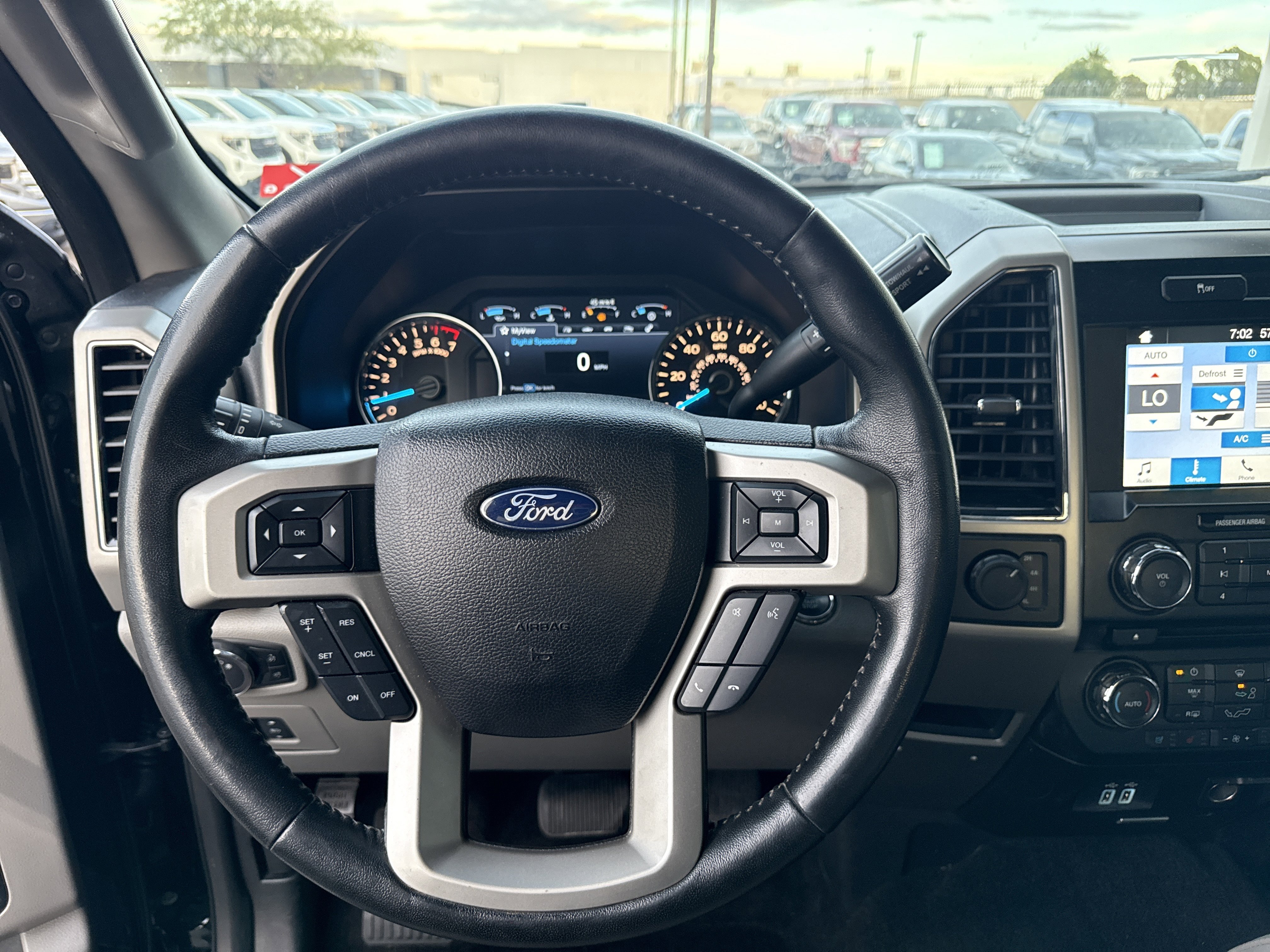 Used 2017 Ford F150 Lariat image 31