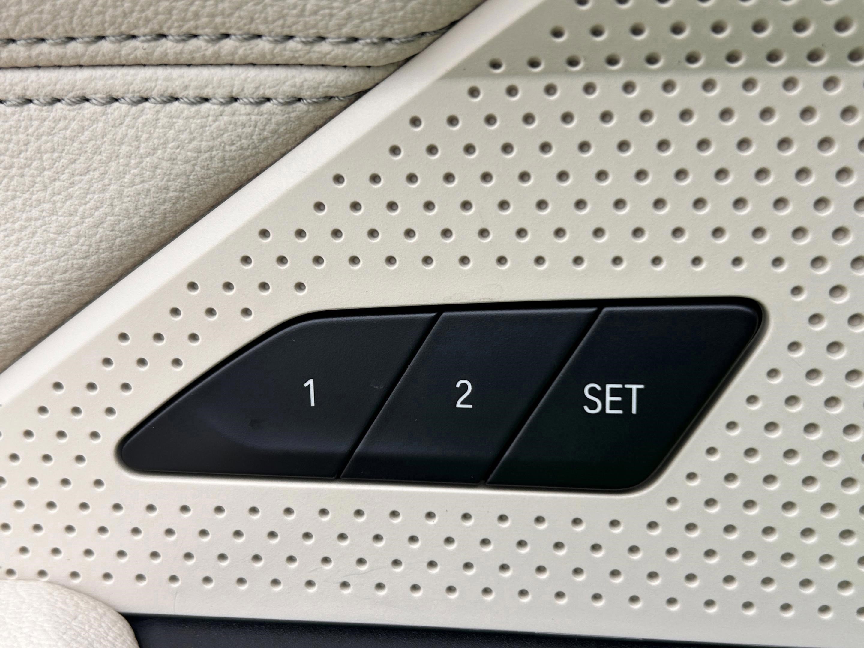 Used 2026 BMW i4 eDrive40 w/ Parking Assistance Package image 20