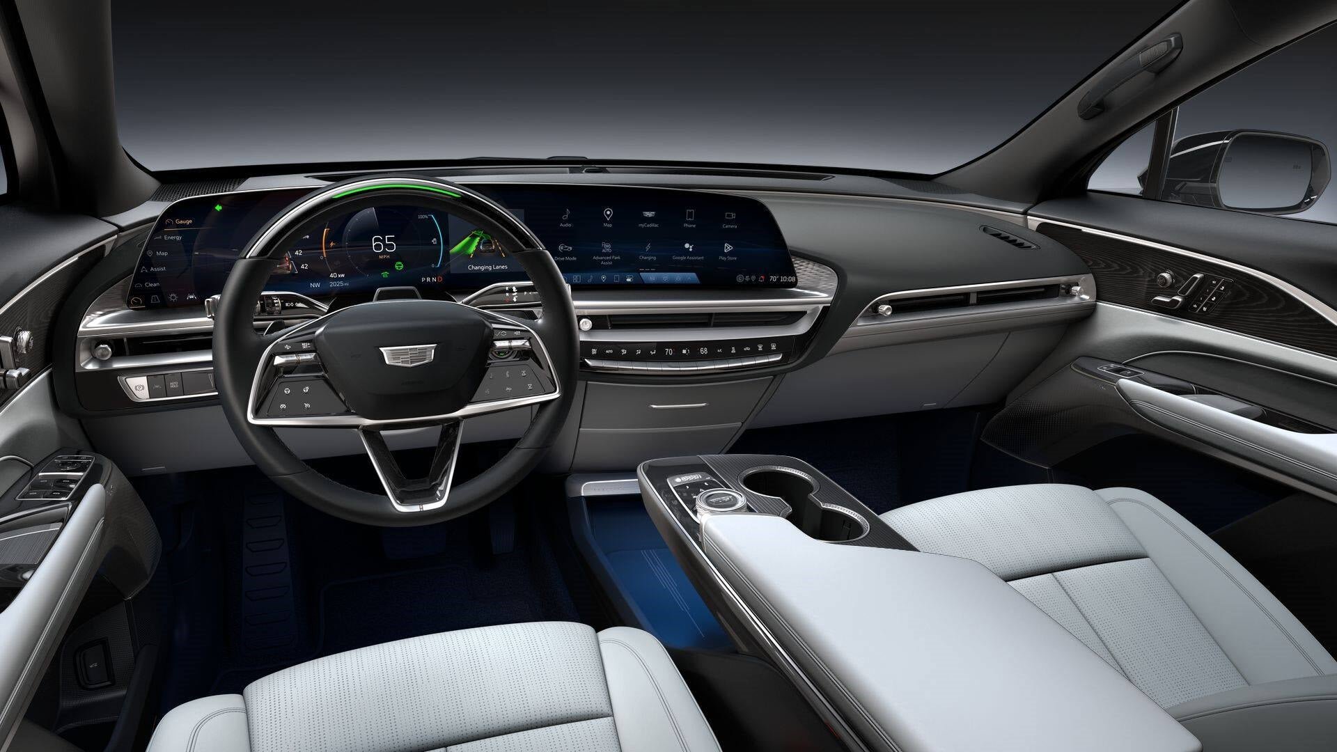 New 2025 Cadillac Lyriq Luxury RWD image 37