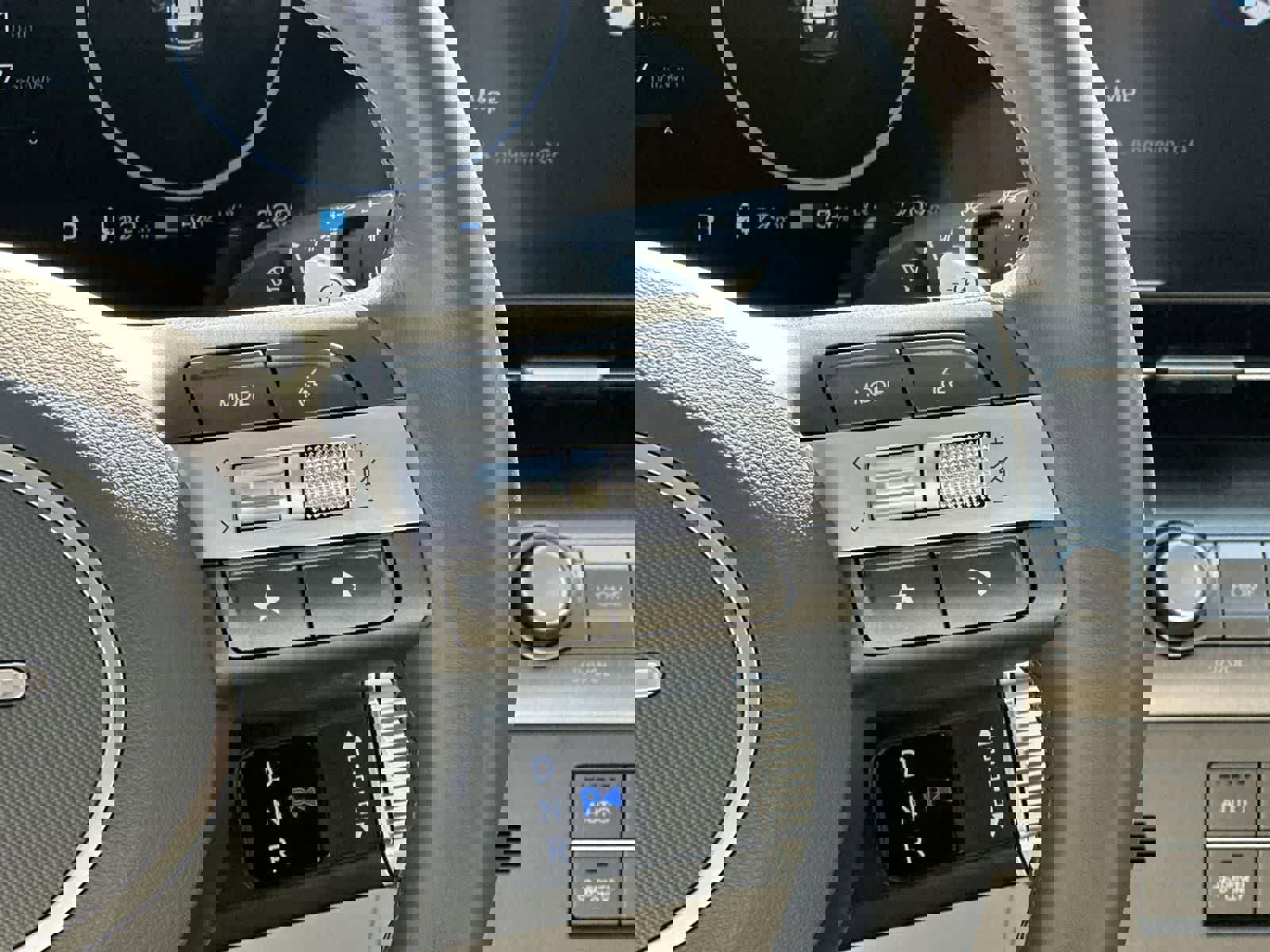 Certified 2025 Hyundai Kona SEL image 11