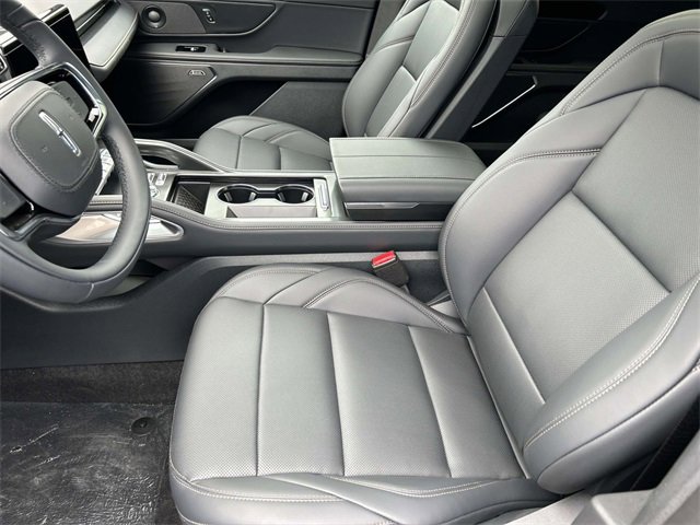 New 2025 Lincoln Nautilus Premier w/ Equipment Group 102A image 20