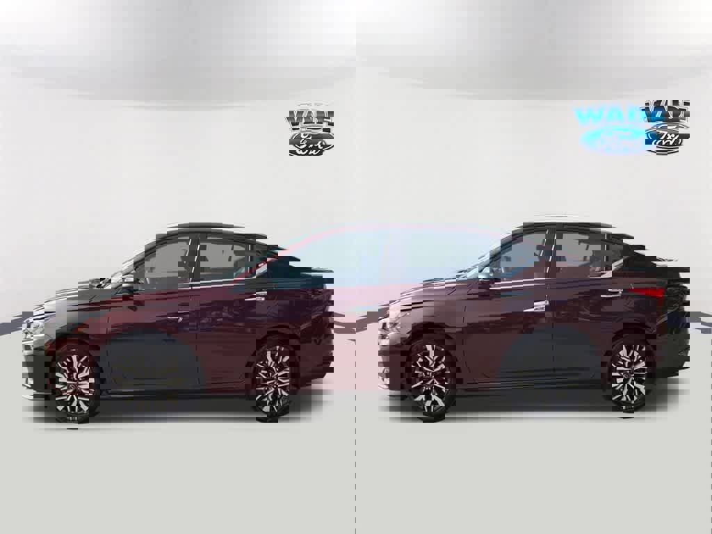 Used 2025 Nissan Altima 2.5 SV image 8