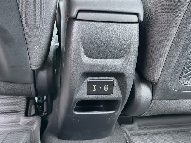 New 2026 Hyundai Venue SEL FWD image 26