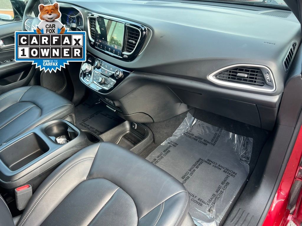 Used 2025 Chrysler Pacifica Select FWD image 26