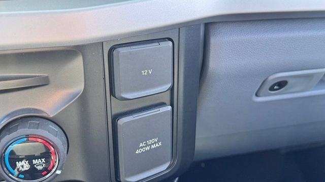 New 2026 Ford F250 XLT w/ XLT Premium Package AWD/4WD image 28