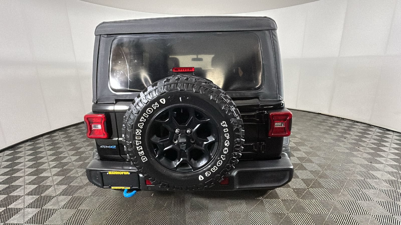 Used 2023 Jeep Wrangler Unlimited w/ Safety Group AWD/4WD image 4