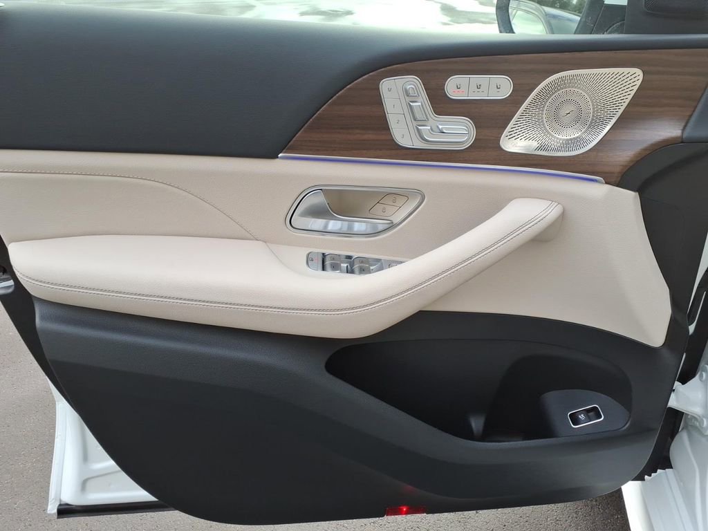 Used 2026 Mercedes-Benz GLE 450 4MATIC image 11