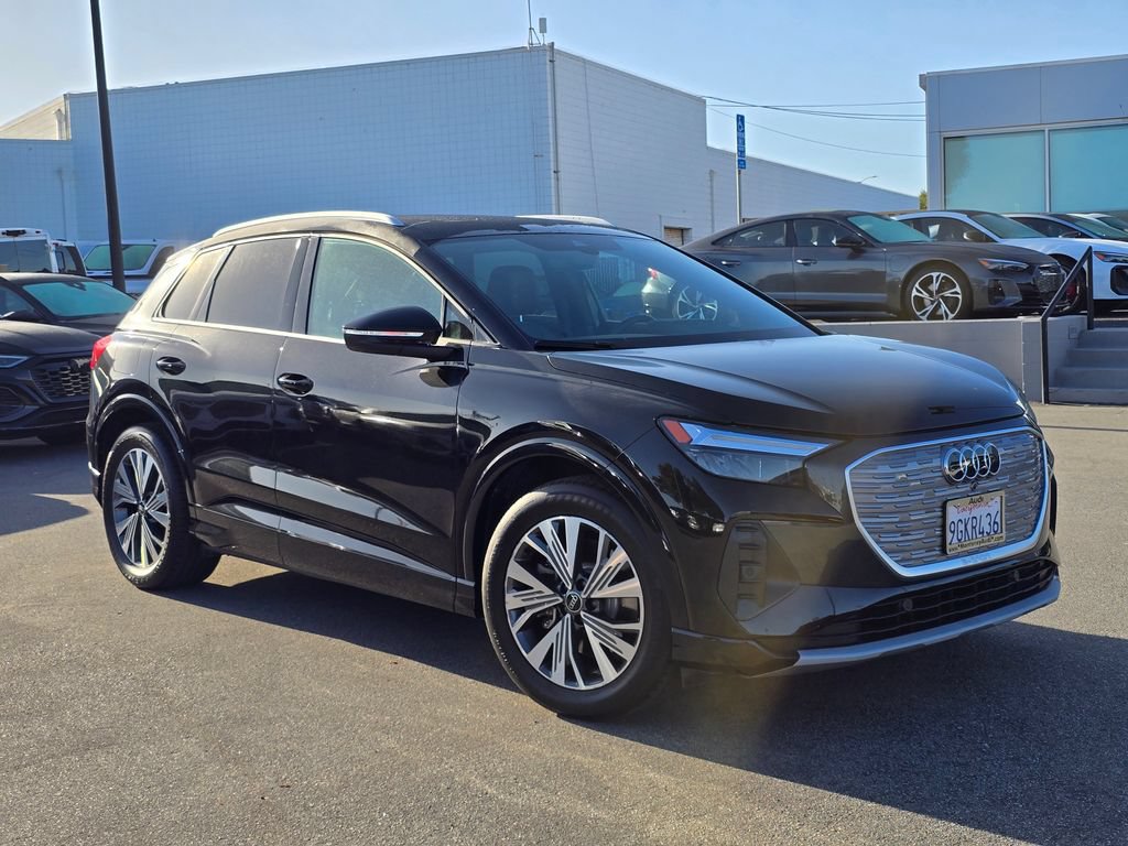 Used 2023 Audi Q4 e-tron Premium w/ Convenience Package RWD image 1