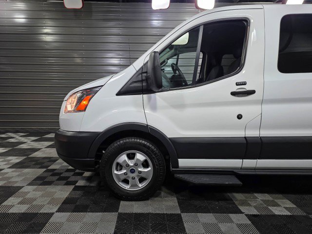 Used 2018 Ford Transit 350 XLT image 33